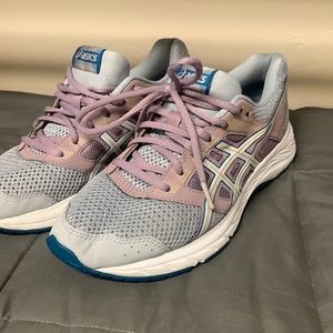 ASICS running shoes size 8